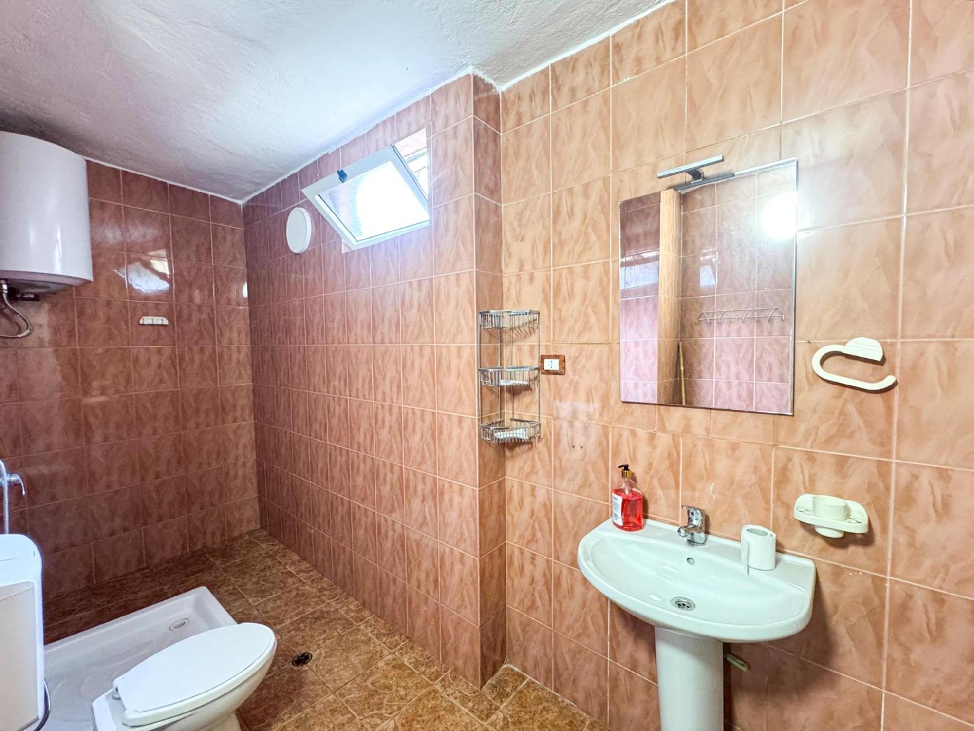 Shkodra Guest House & Trips Zewnętrze zdjęcie